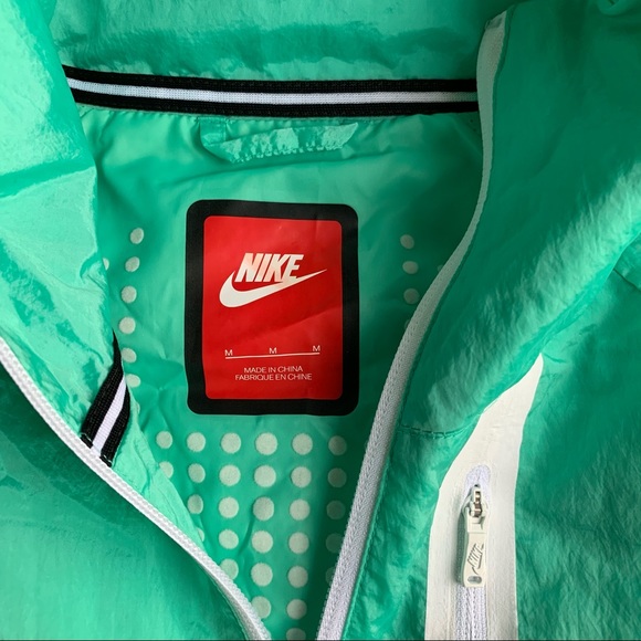 Nike Tech Aeroshield Moto Cape Jacket Size M - Picture 4 of 15